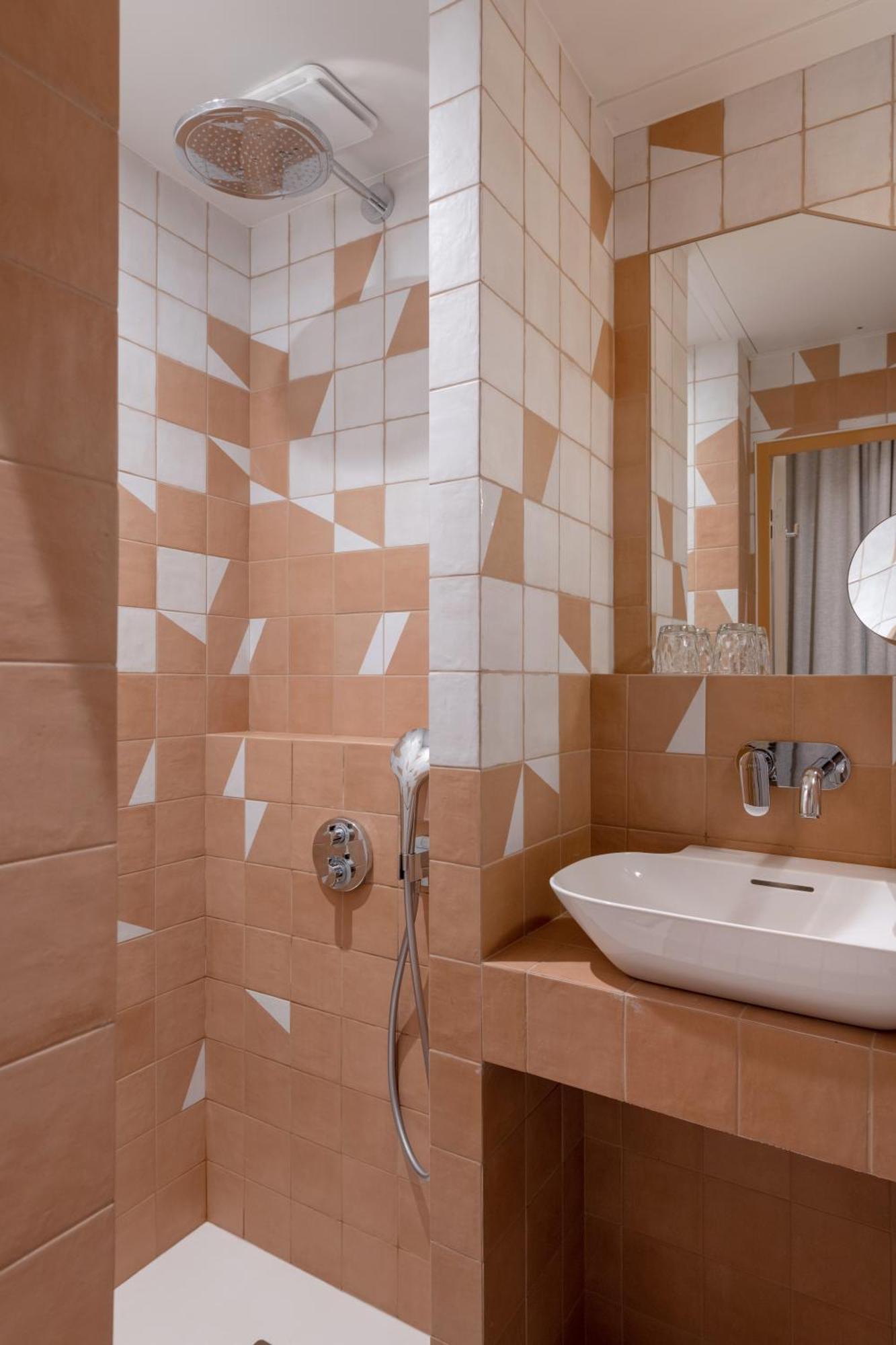 Classic Room,1615645584:JPEG