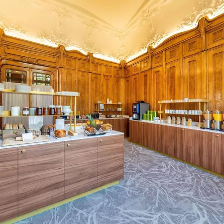 Mercure Lyon Centre Château Perrache-3